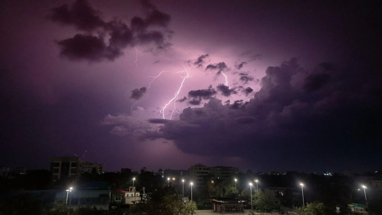 East UP Faces Special Danger—Heavy Rainfall, Lightning, and Soaring Temperatures